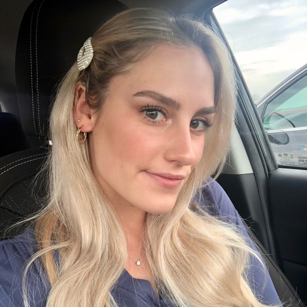 Meet your Posher, Molly